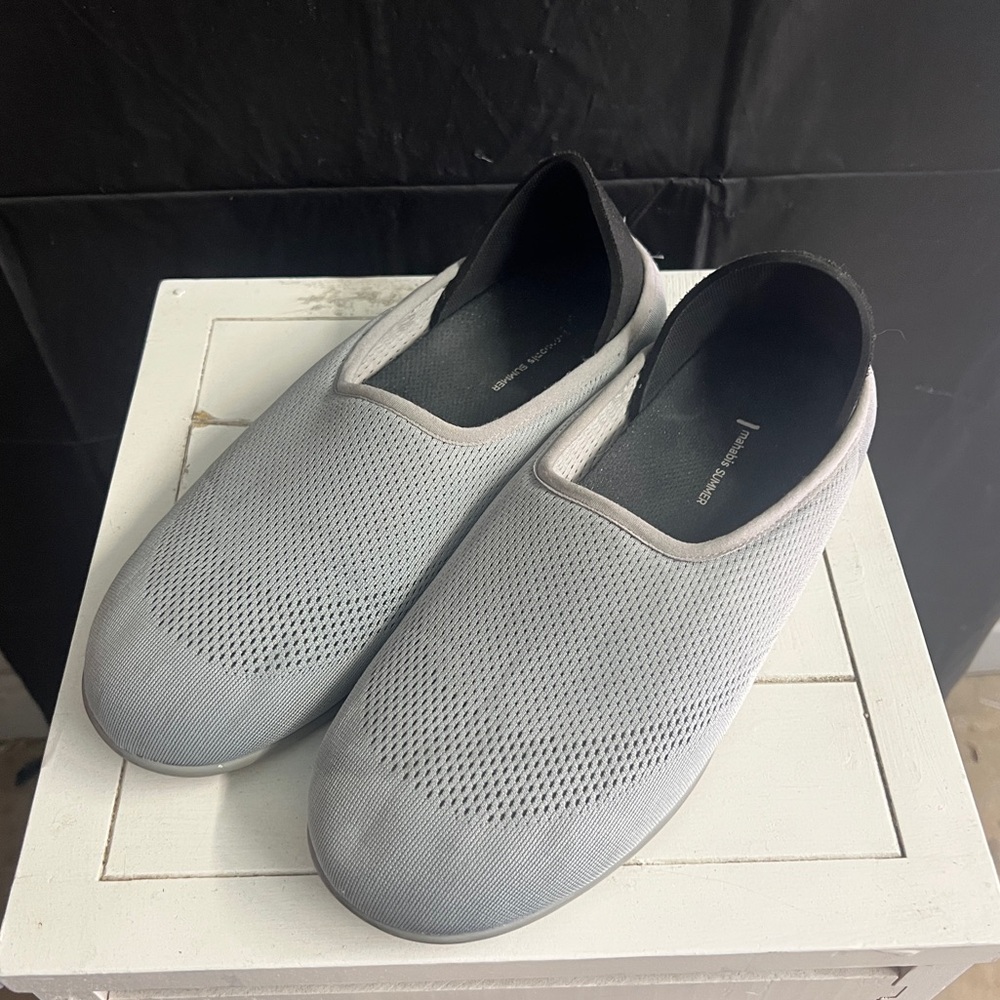 Mahabis men’s 8 grey summer slippers